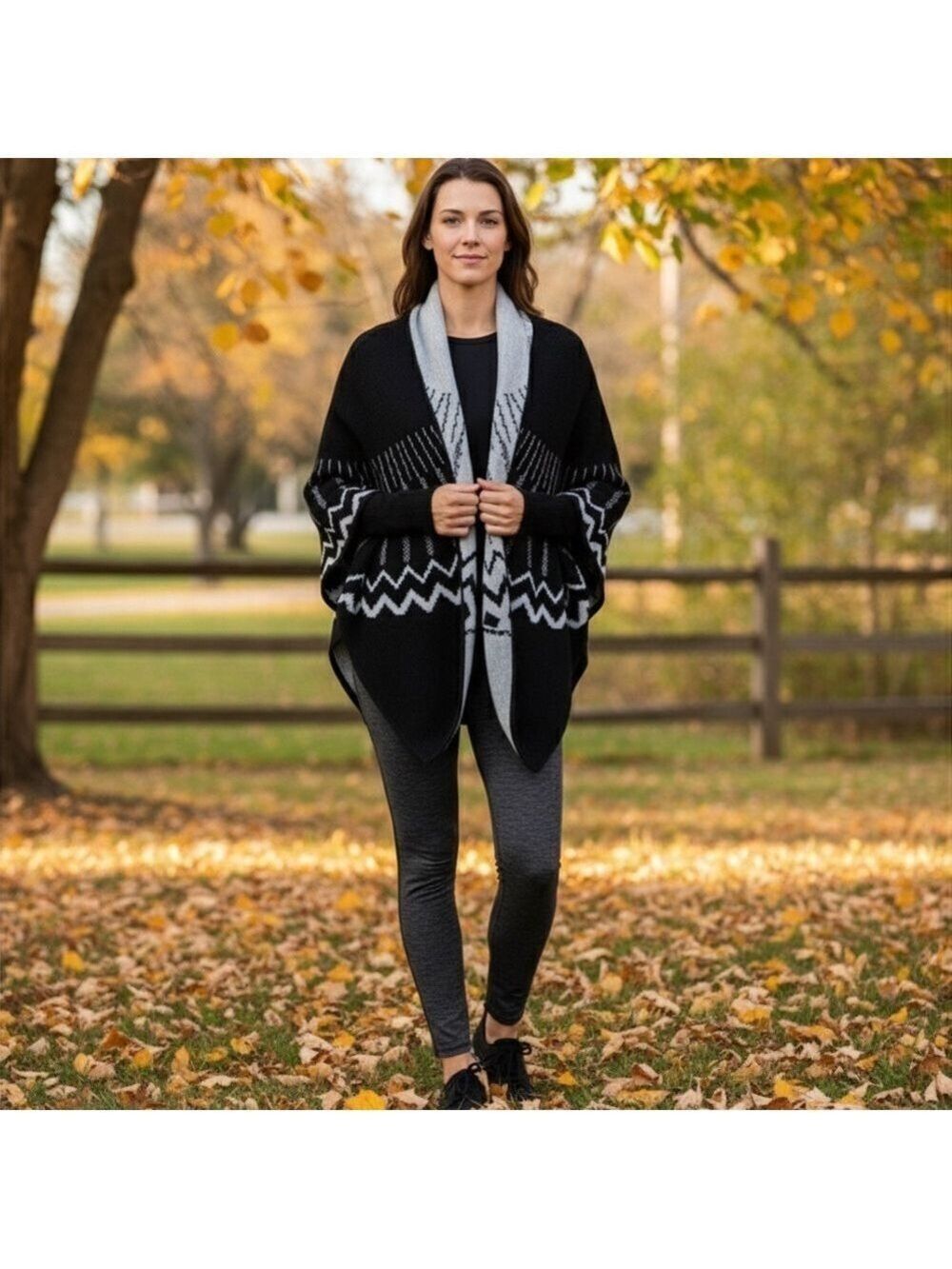 Madison 88 Knit Shawl, Wrap Women’s One Size Black & Gray Poncho Cardigan - Picture 2 of 9